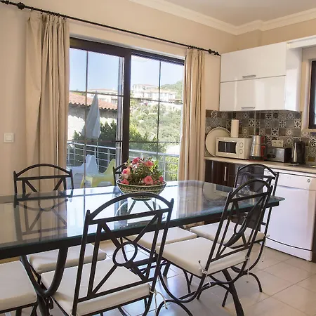 Готель Club Antiphellos 3*