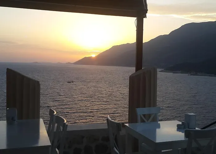 Готель Club Antiphellos 3*