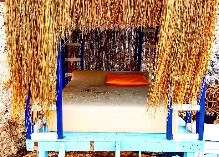 Club Antiphellos Готель 3*