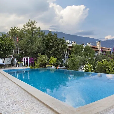 Club Antiphellos Hotell 3*