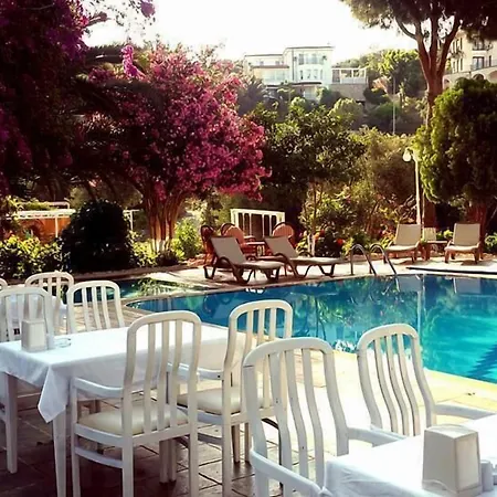 Club Antiphellos Hotel 3*