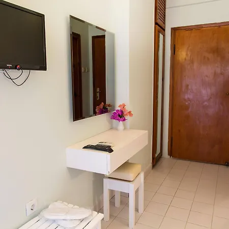 Hotell Club Antiphellos 3*