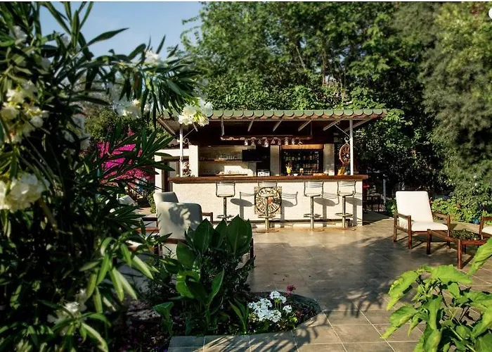 Hotel Club Antiphellos 3*