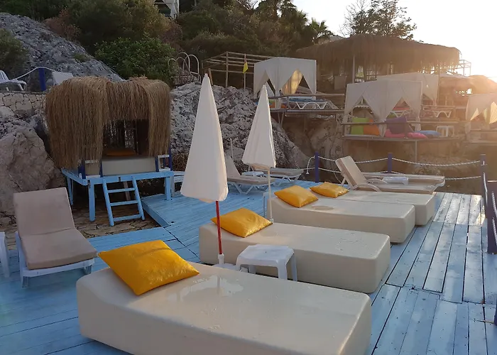 Club Antiphellos Κας